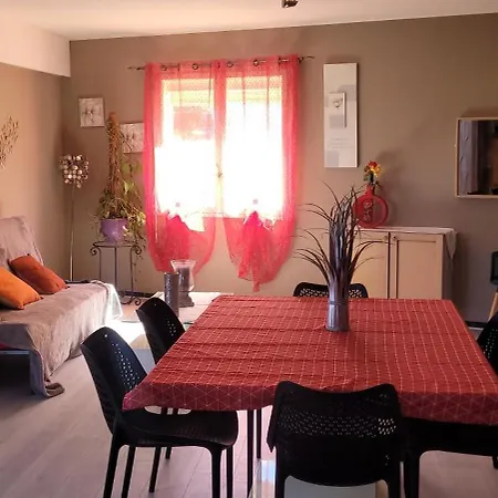 Apartamento Bord De *